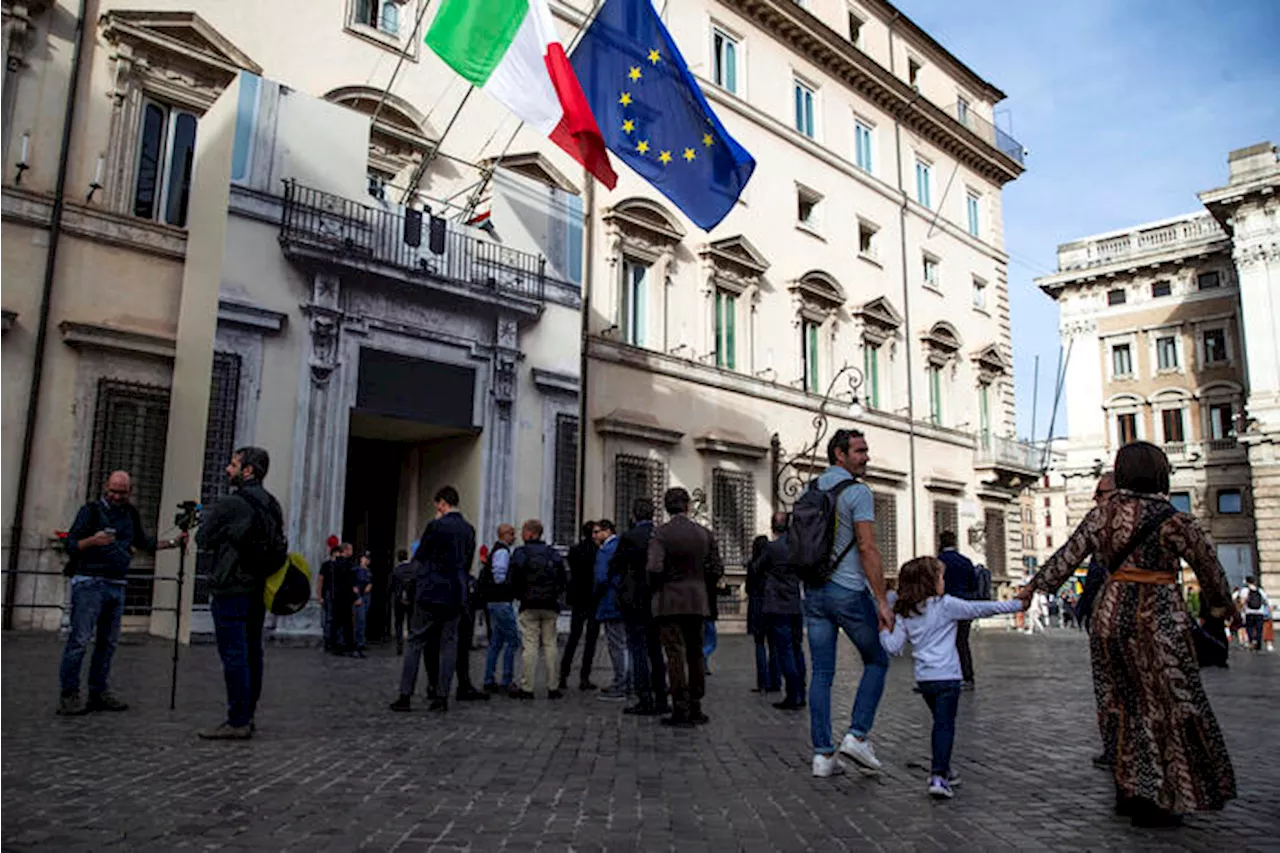 Nel 2024 niente taglio del cuneo per la tredicesima