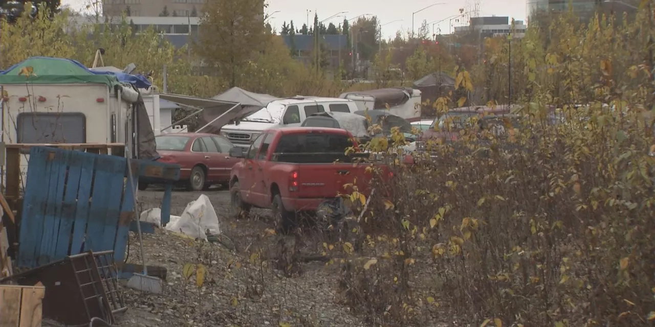 How did Anchorage underestimate the need for winter homeless shelter space?