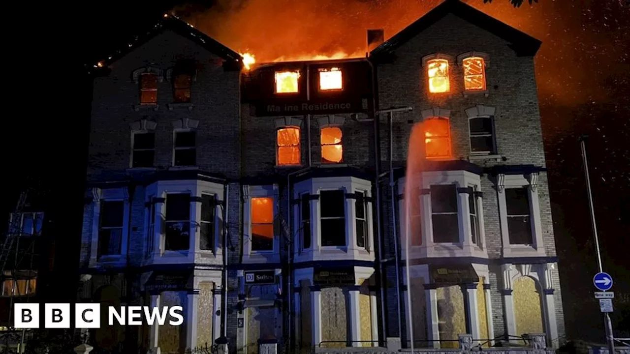 Scarborough hotel ravaged by fire and storm to be demolished