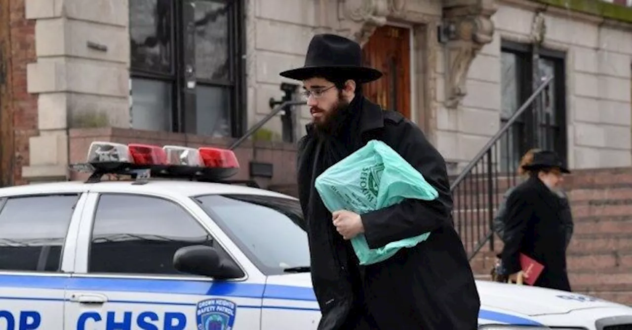 New York Jews Warned to Avoid Pro-Palestinian Protest Near Historic Jewish Neighborhood