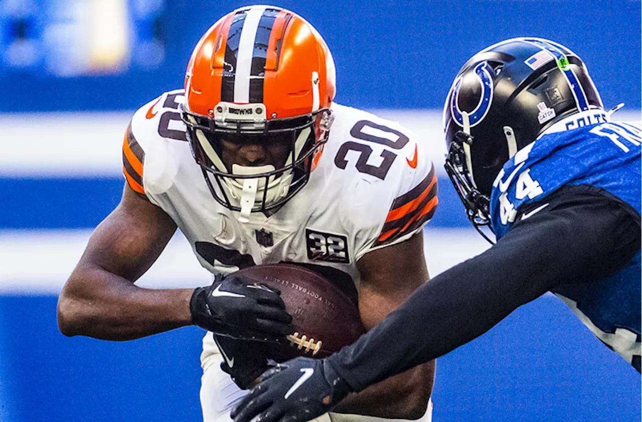 Browns vs Seahawks Odds, Picks, and Predictions Week 8: Strong Flexes His Muscle