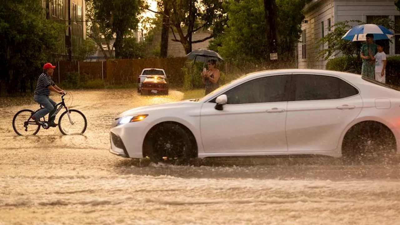 Dallas-Fort Worth flood watch issued; heavy rainfall expected