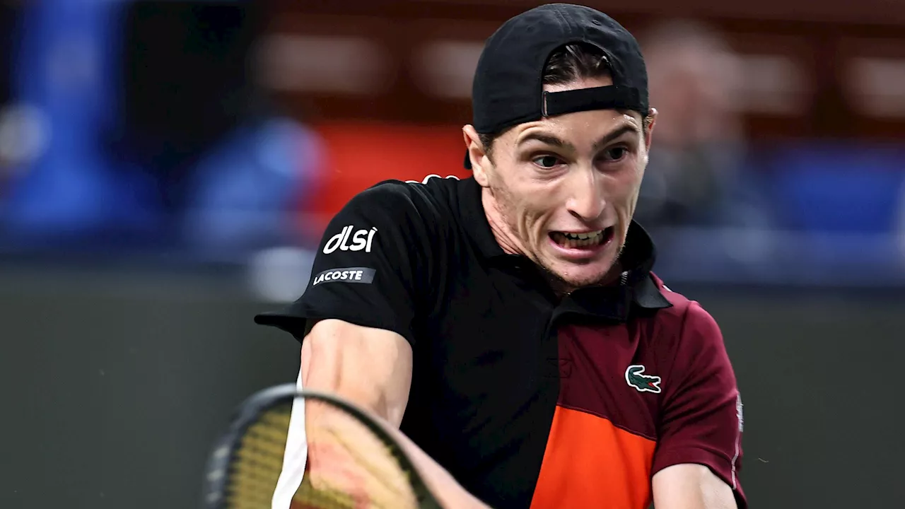  Ugo Humbert bat Dominic Stricker et rejoint les demi-finales où il affrontera Hubert Hurkacz