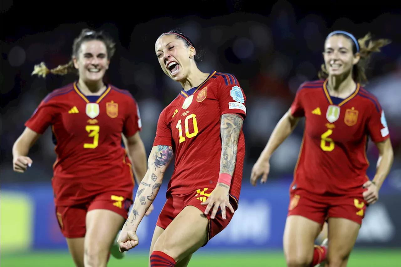 Spain’s Hermoso returns to grab last-gasp winner against Italy