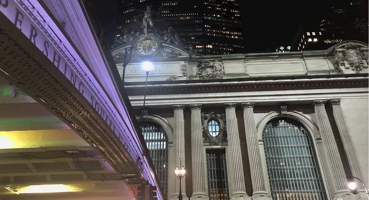 MTA suspends Grand Central Terminal access as hundreds of protesters urge Israel-Hamas ceasefire