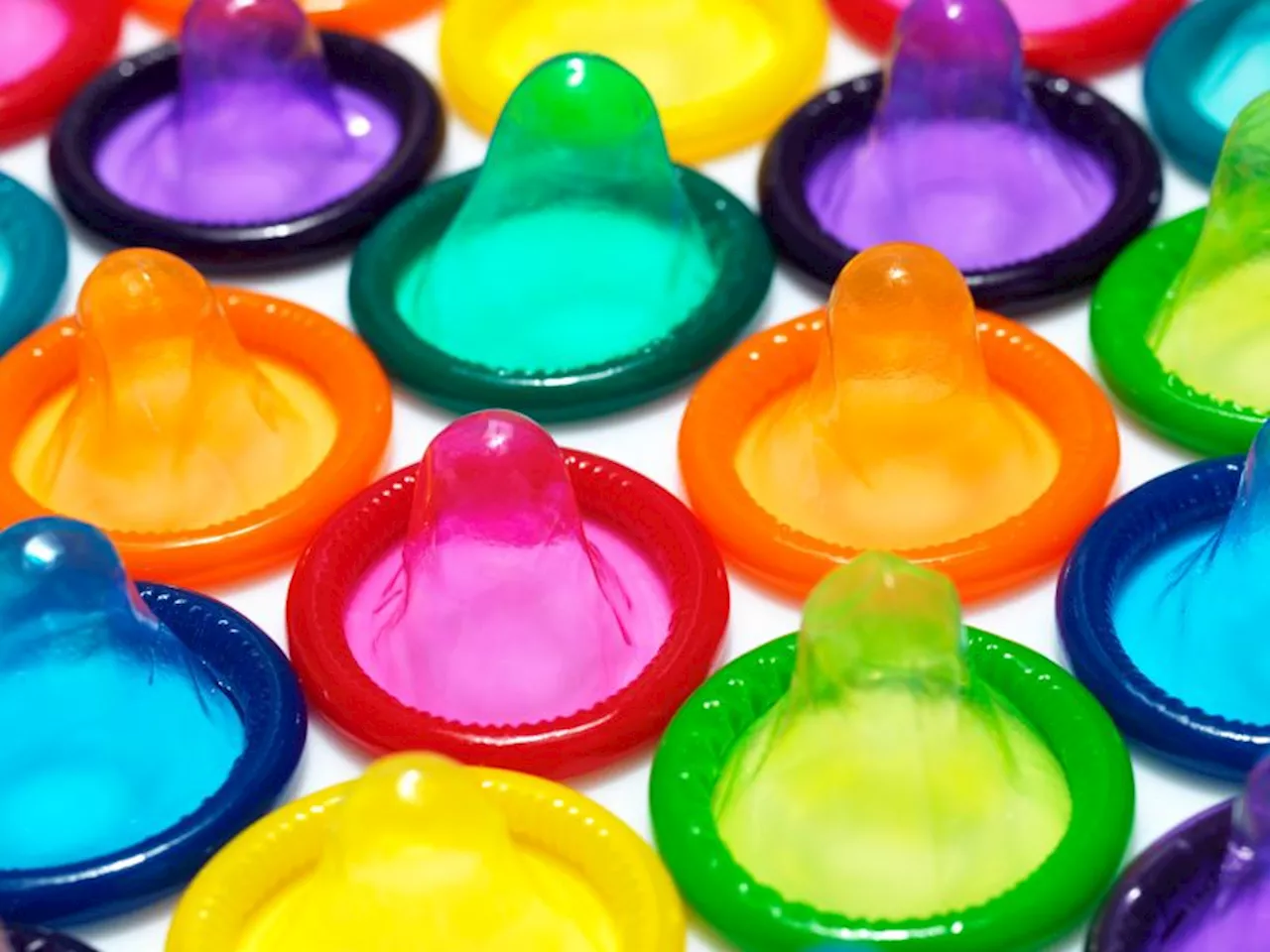 Men reveal what they think about women who carry condoms