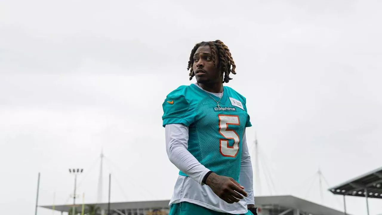 Dolphins CB Jalen Ramsey denies report he's making early return from meniscus surgery