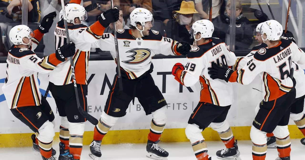 Ducks pull off a stunning comeback, sending Bruins to their first loss