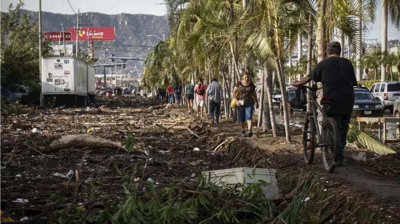 Ouragan à Acapulco : un pont aérien mis en place pour évacuer les touristes