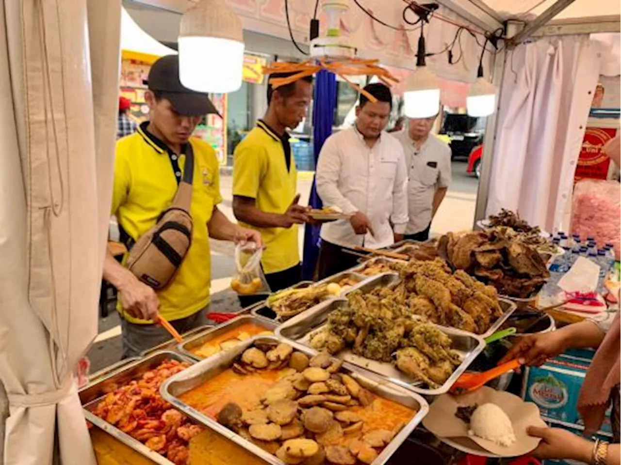 Pentas Budaya dan Kuliner Minangkabau Takana Jo Kampuang Hadir di Cibubur Junction