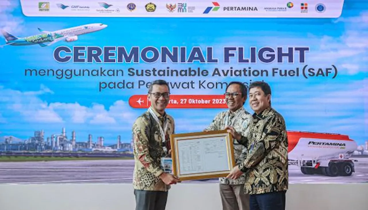 Pertamina Patra Niaga Lakukan Pengisian Perdana Sustainable Aviation Fuel Bagi Penerbangan Komersil