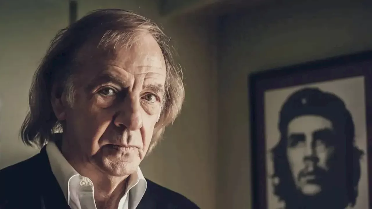 César Luis Menotti: 'Javier Milei es un espanto y una irrespetuosidad cultural a la política'