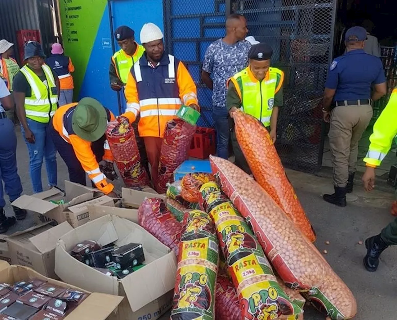 120 Eastern Cape pupils complain of food-poisoning symptoms after eating snacks bought from hawker