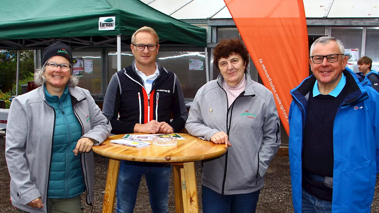 Eichgrabener Naturfreunde luden zum Wandern