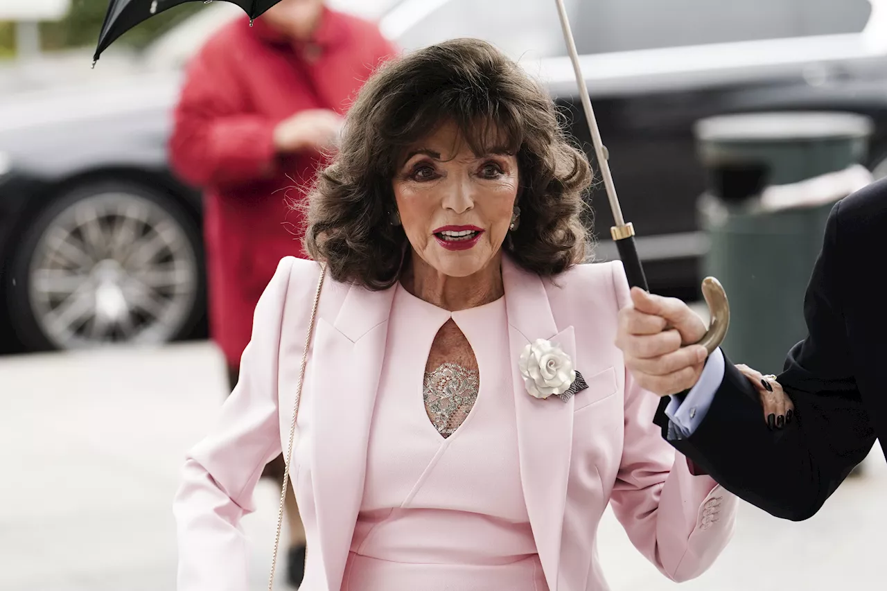 Joan Collins broke this strict royal protocol with Kate Middleton