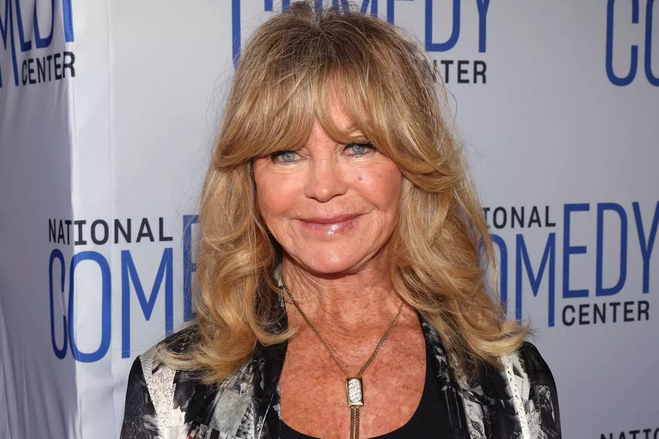 Goldie Hawn Says She Had an Encounter with Aliens Who 'Touched My Face': 'Felt Like the Finger of God'