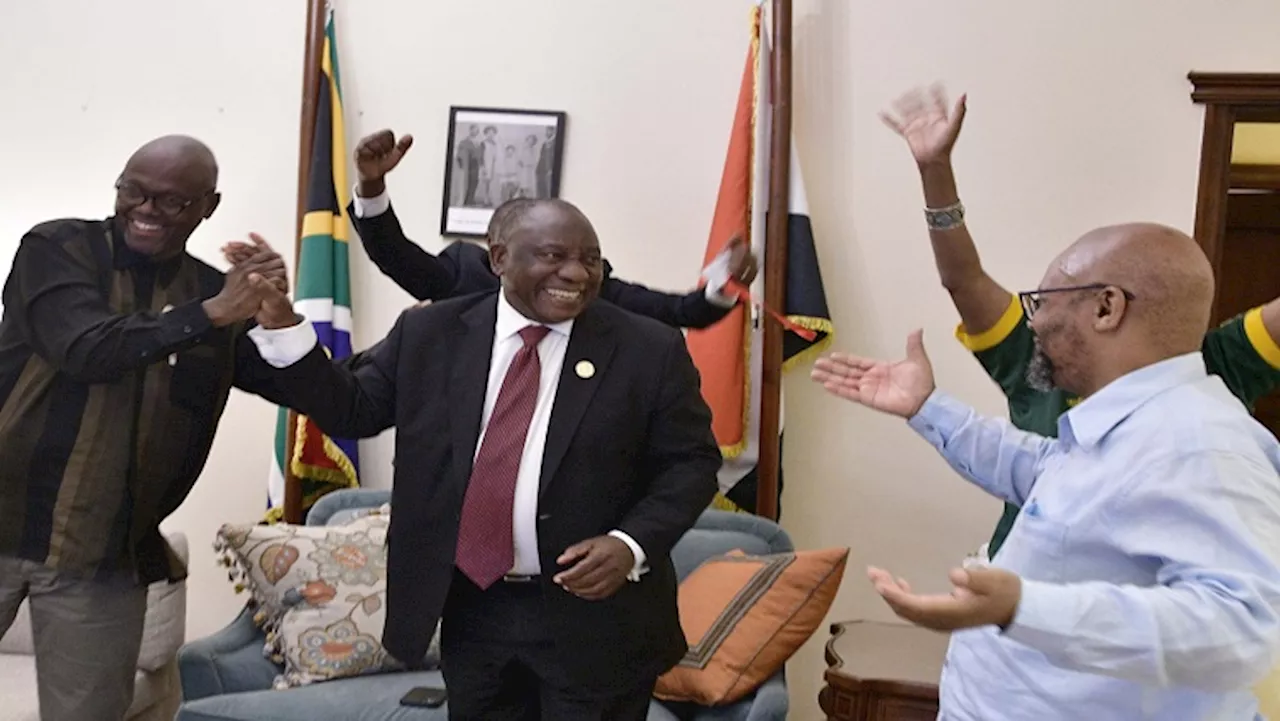 Ramaphosa travels to France ahead of the Rugby World Cup final - SABC News - Breaking news, special reports,