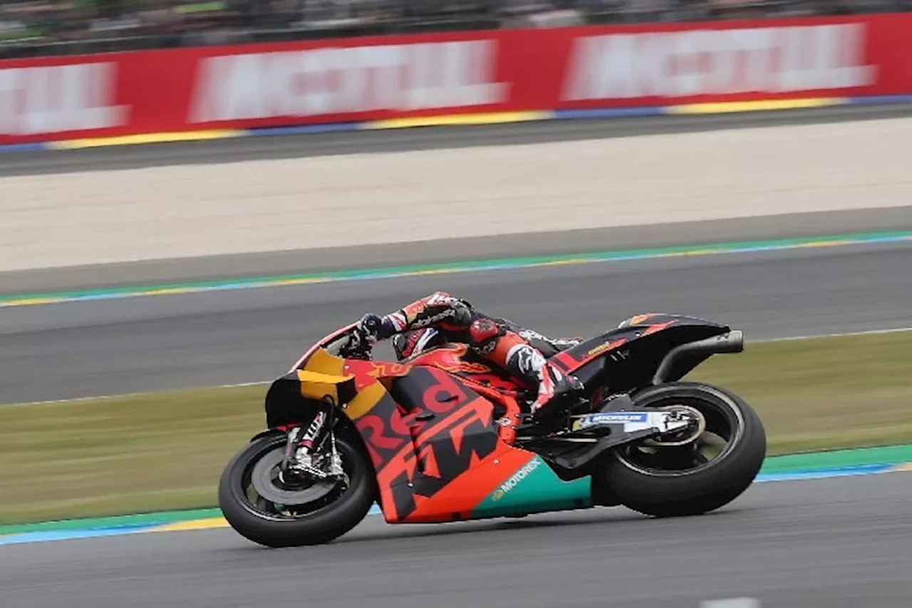 KTM mit Karbonschwinge: Zwei Stürze von Pol Espargaro