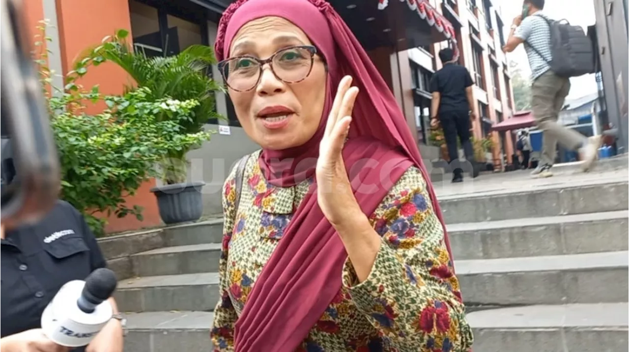 Ibu Indah Permatasari Isyaratkan Disantet Arie Kriting: Semua Sakit dan Marah