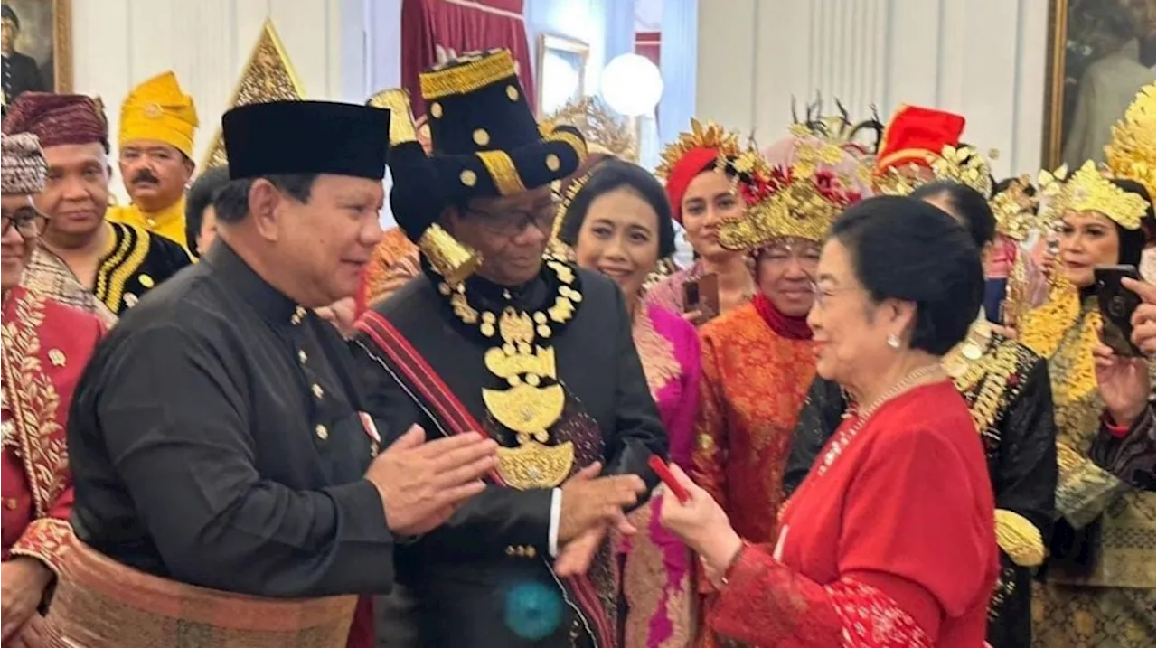 Prabowo Ngarep Bisa Bertemu Megawati Usai Gandeng Gibran, Hasto PDIP Bilang Sudah Bertemu