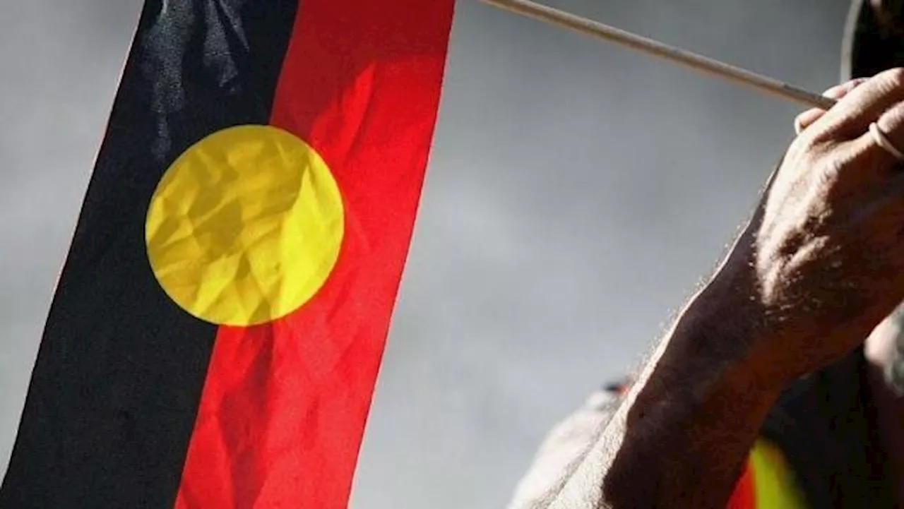 Advocates call for legislative protection for Aboriginal languages in bid to address decline of native tongues