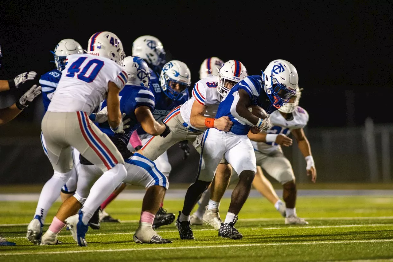 Friday roundup: Vestavia Hills rolls by Tuscaloosa County; Montgomery Catholic tops No. 1 Andalusia