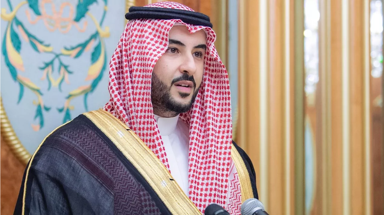 Scoop: Saudi defense minister to visit White House amid fears of regional war