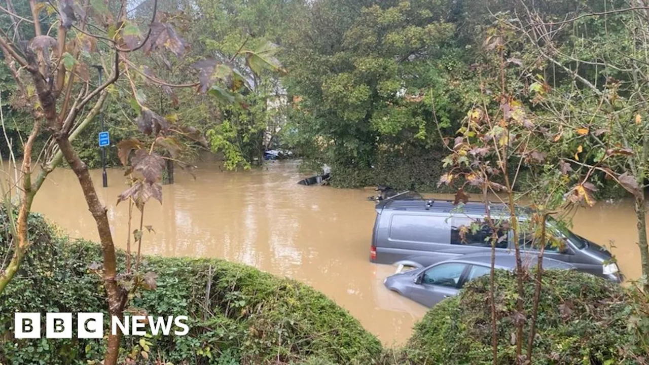 More flooding possible in Hampshire, Dorset and Isle of Wight