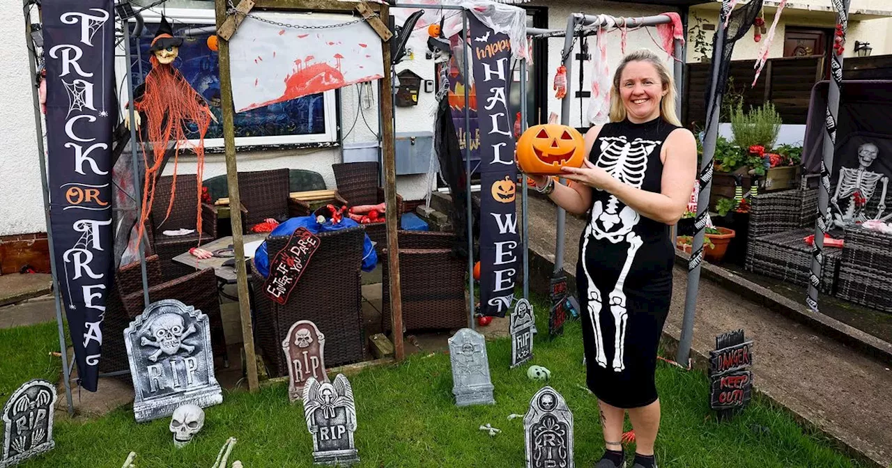 Woman Creates Spooky Halloween Display in Front Garden