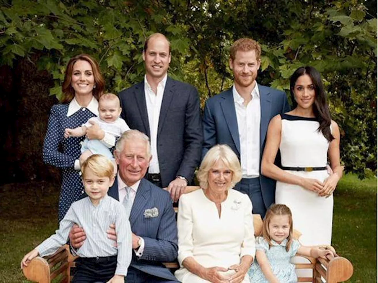 Re Carlo compie 75 anni e invita Harry: «Inizio di riappacificazione» Meghan, probabilmente, non ci sarà