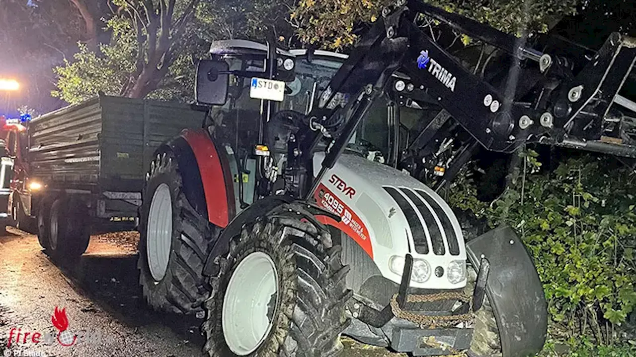 D: Mit Traktorgespann in Hammah mit Baum kollidiert → 83-Jähriger ums Leben gekommen