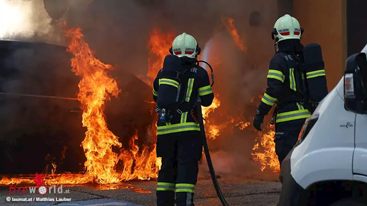 Oö: Pkw-Brand in Wels → Einsatzbeobachter ausgesperrt und per Drehleiter vom 7. Stock geholt