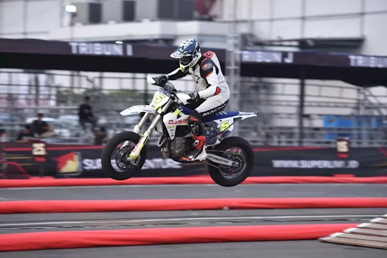 Tommy Salim Mampu Ungguli Rider Asal Eropa di Ajang SuperAdventure Supermoto Race