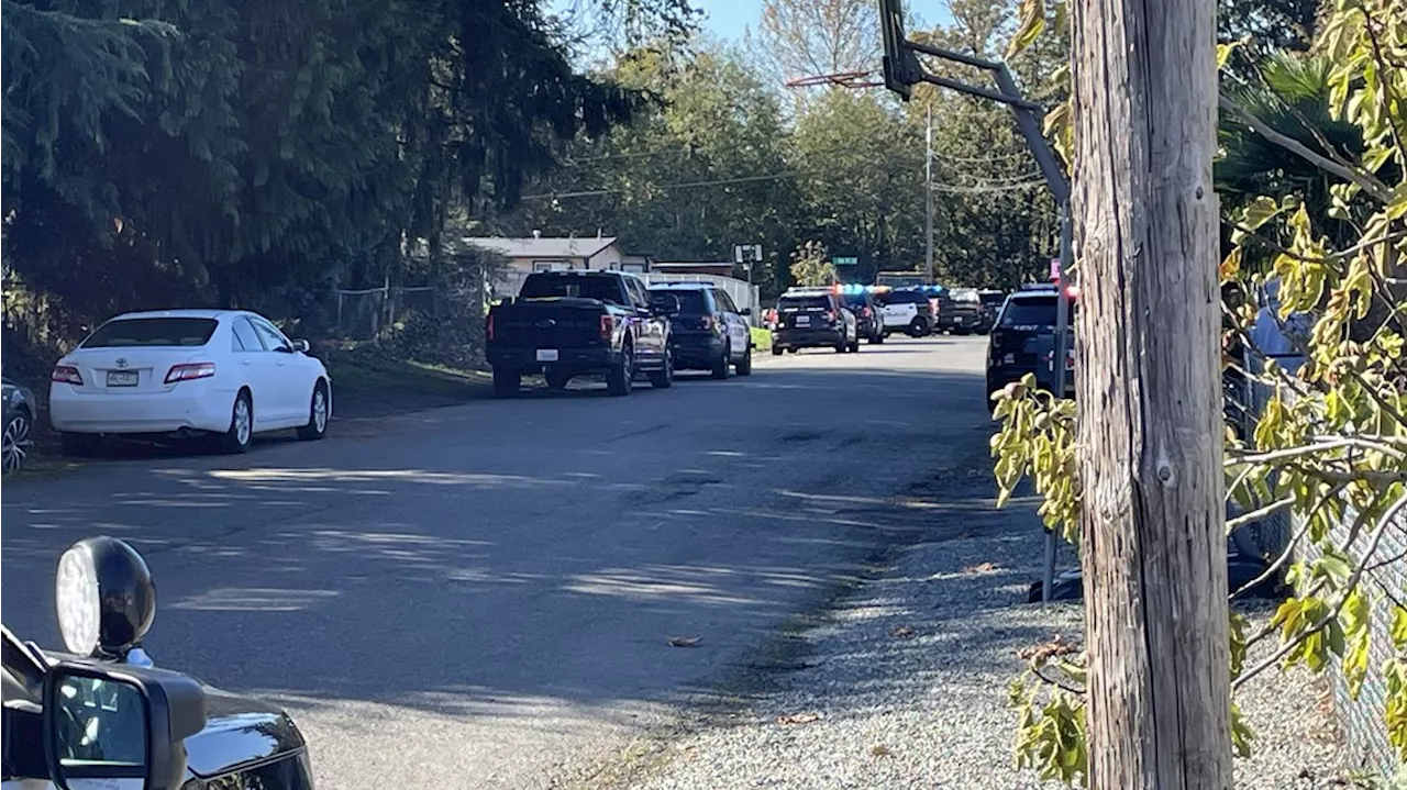 Kent police, SWAT managing 'critical incident' after 1 injured in shooting