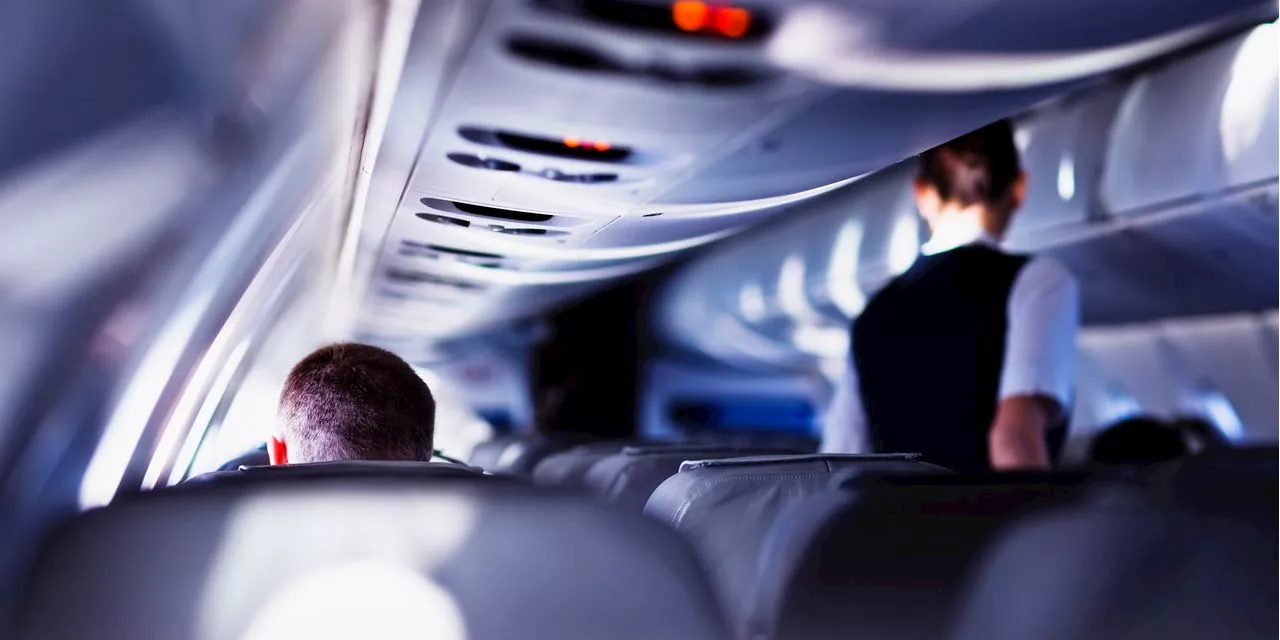 I’m a 61-year-old flight attendant who wants to retire at 70. I’ll have a $900 per month pension and will get Social Security, but only have $150K in my 401(k). Should I get professional help?