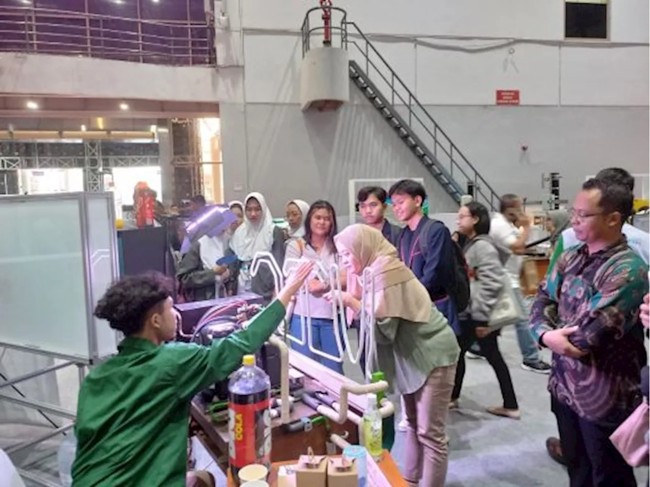 Masyarakat Antusias Kunjungi Pameran Pelatihan dan Produksi Vokasi Kemenaker