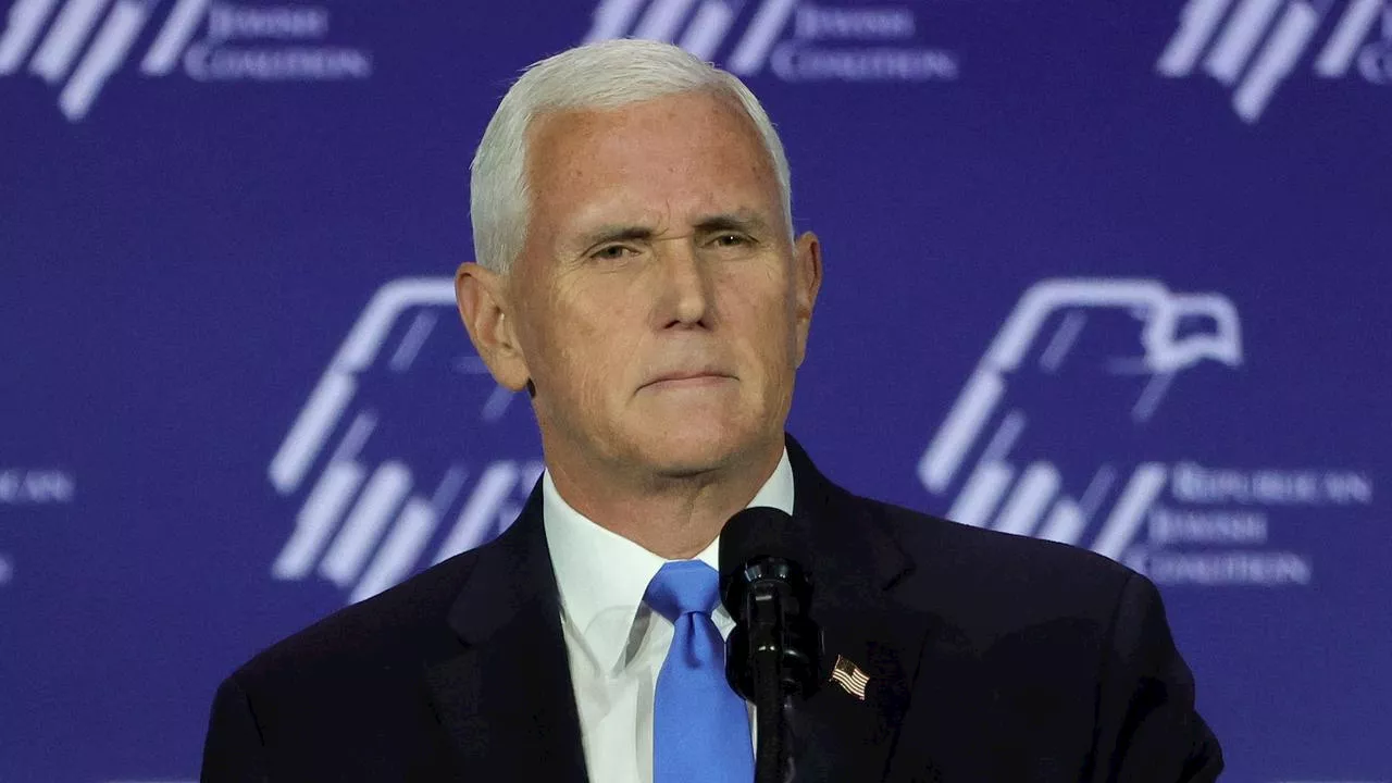 Pence makes way for Trump in shock move