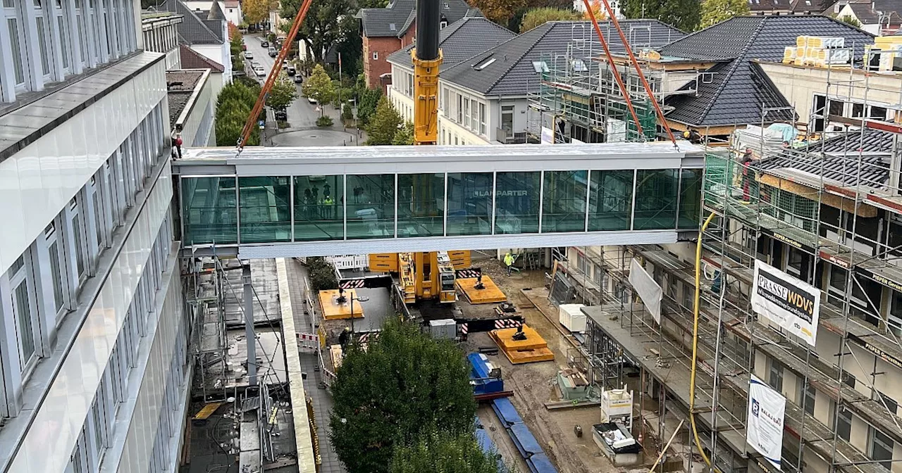 Neue Brücke verbindet Franziskus Hospital mit Neubau