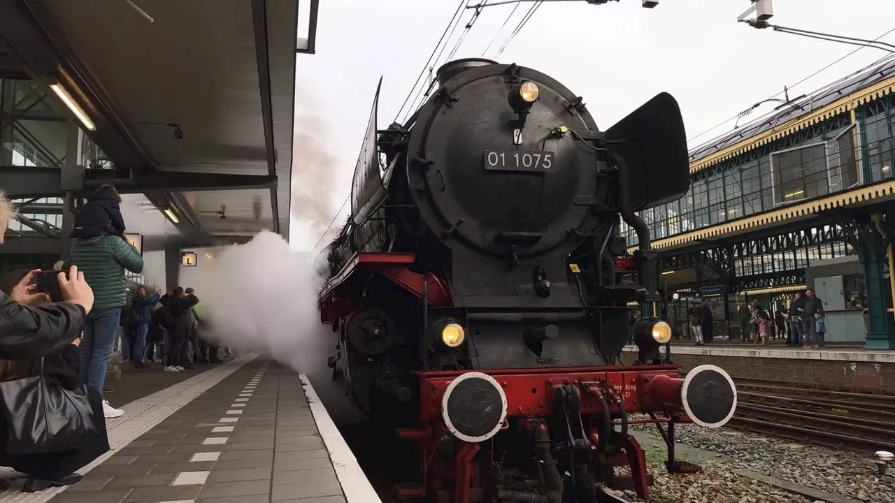 Net als in de film: nostalgische stoomtrein in Den Bosch