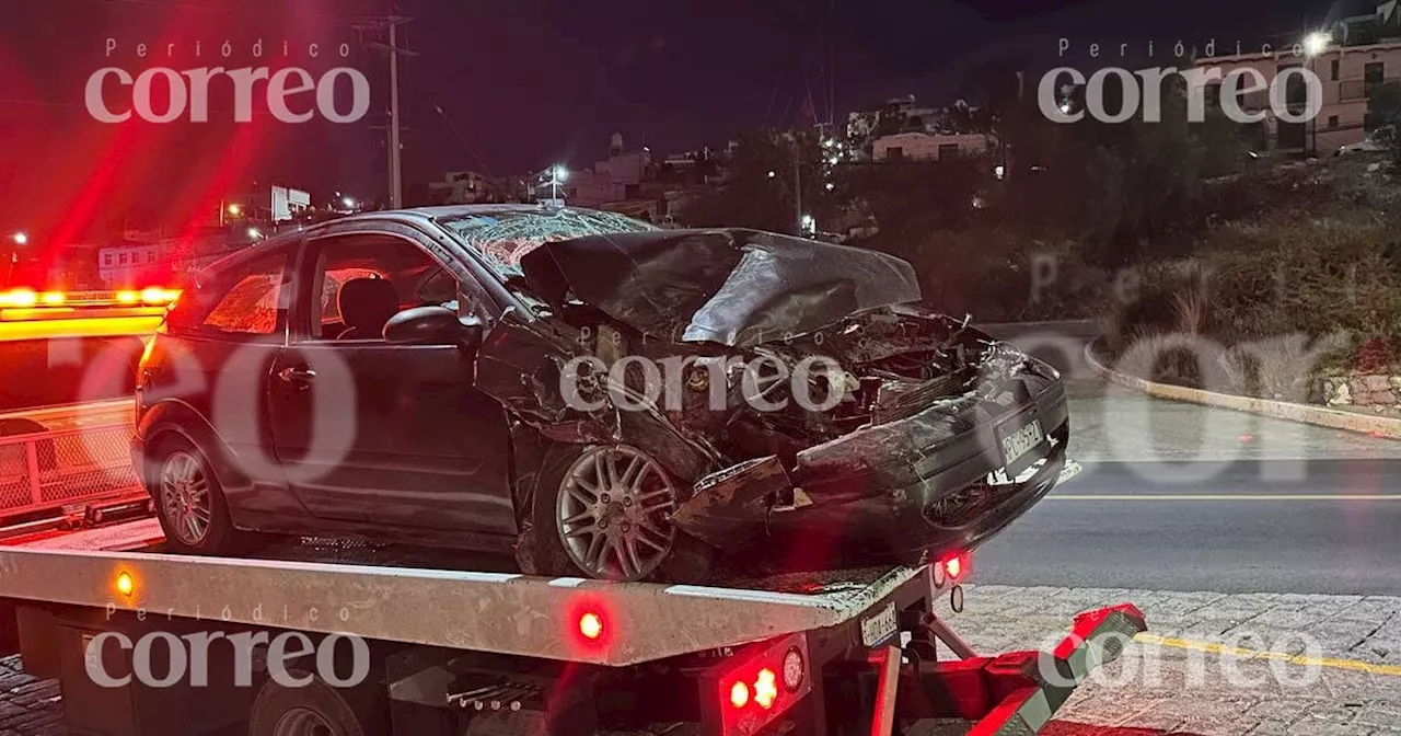 Choque frente al Auditorio del Estado en Guanajuato capital deja un lesionado