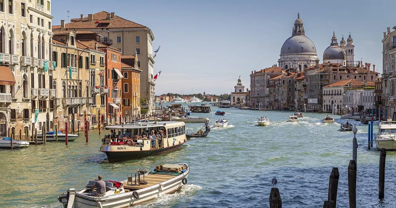 Venedig: Sehenswürdigkeiten, Karneval und die Rialto-Brücke