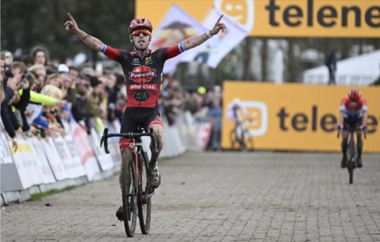 Eli Iserbyt remporte la course masculine à Ruddervoorde et conforte sa place en tête