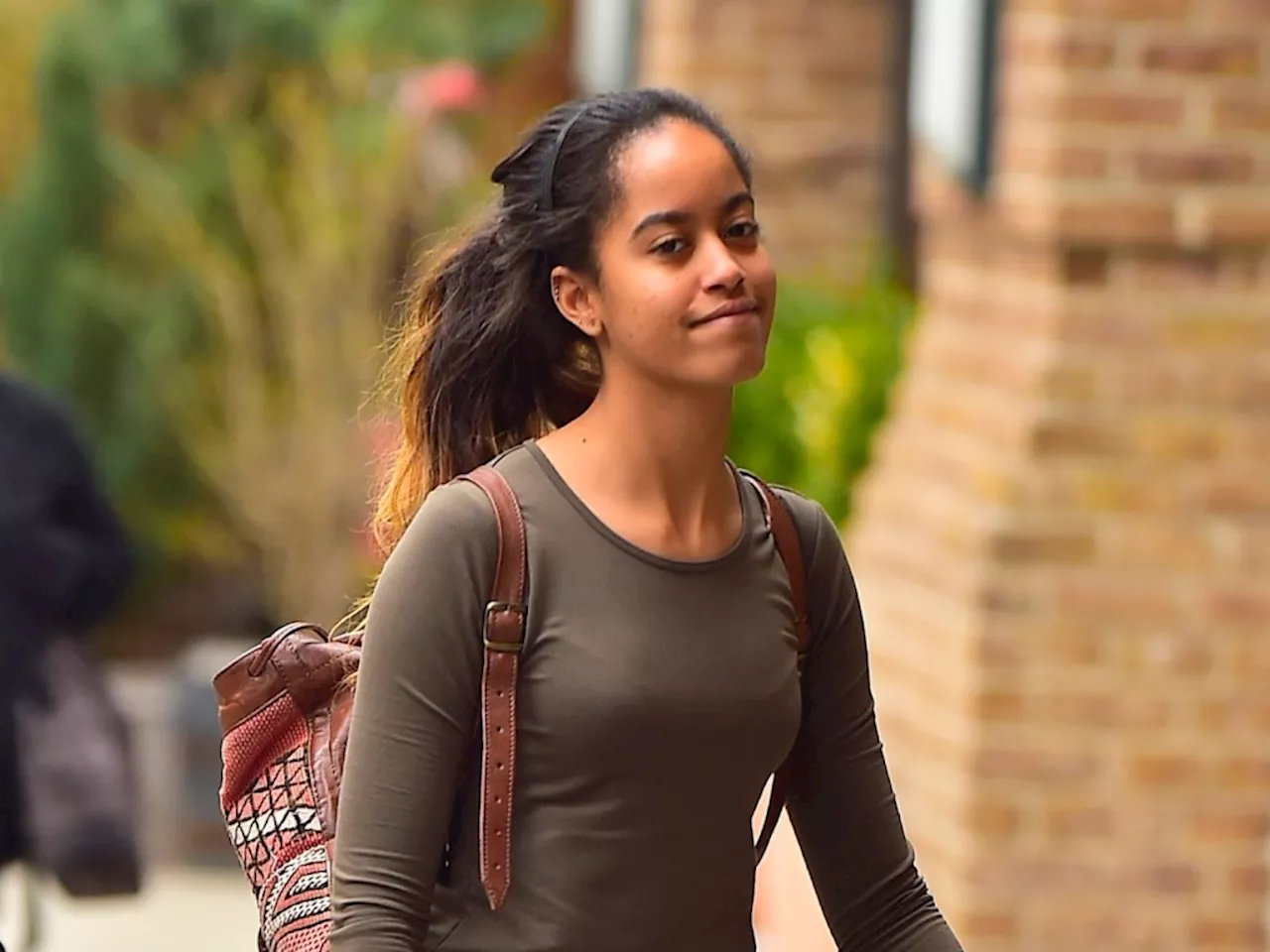 Malia Obama Looks Like a Whole New Person With This New Hairdo That Truly Channels the Fall Vibes