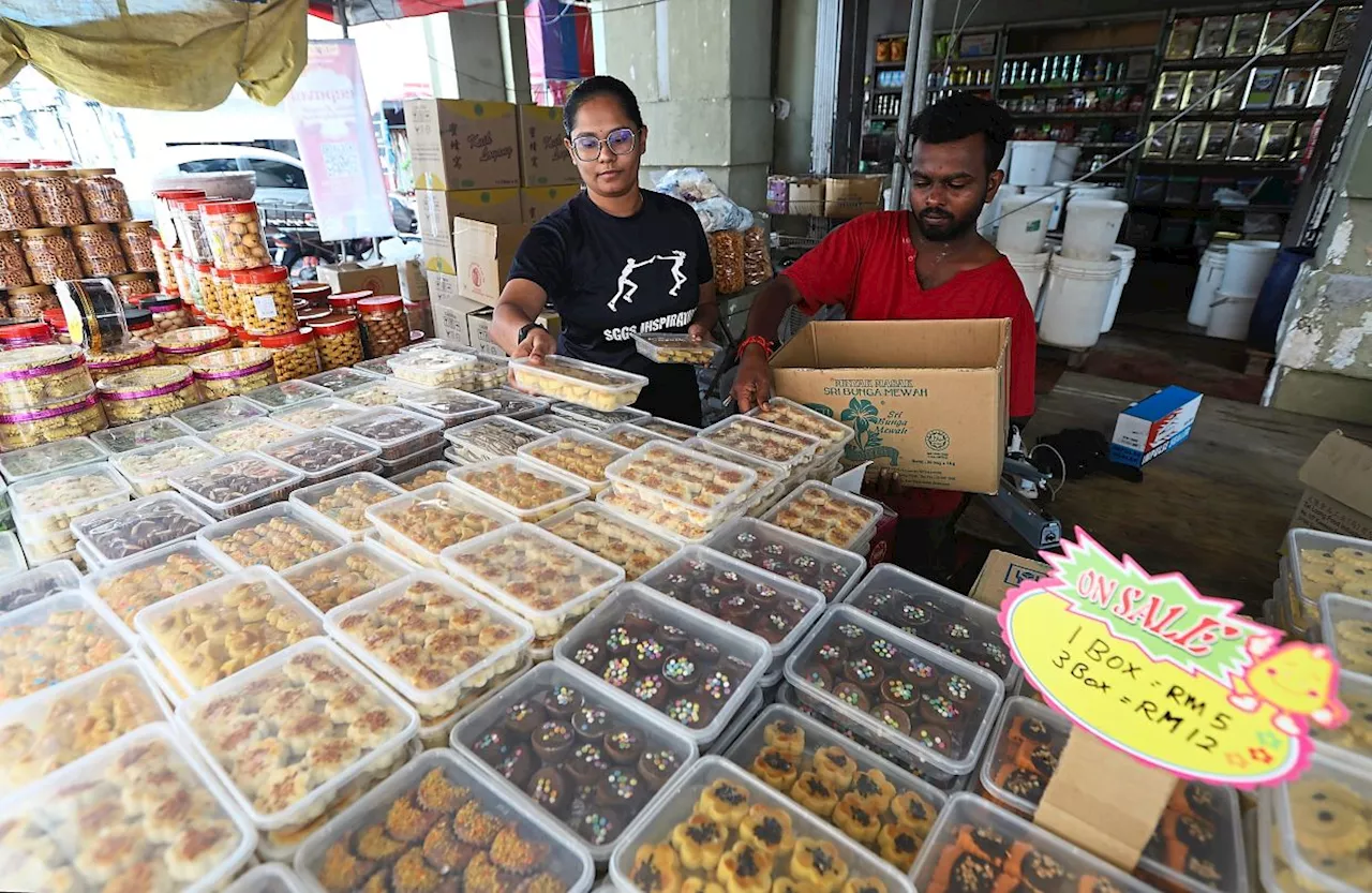 Businesses keep prices down and Deepavali spirit up