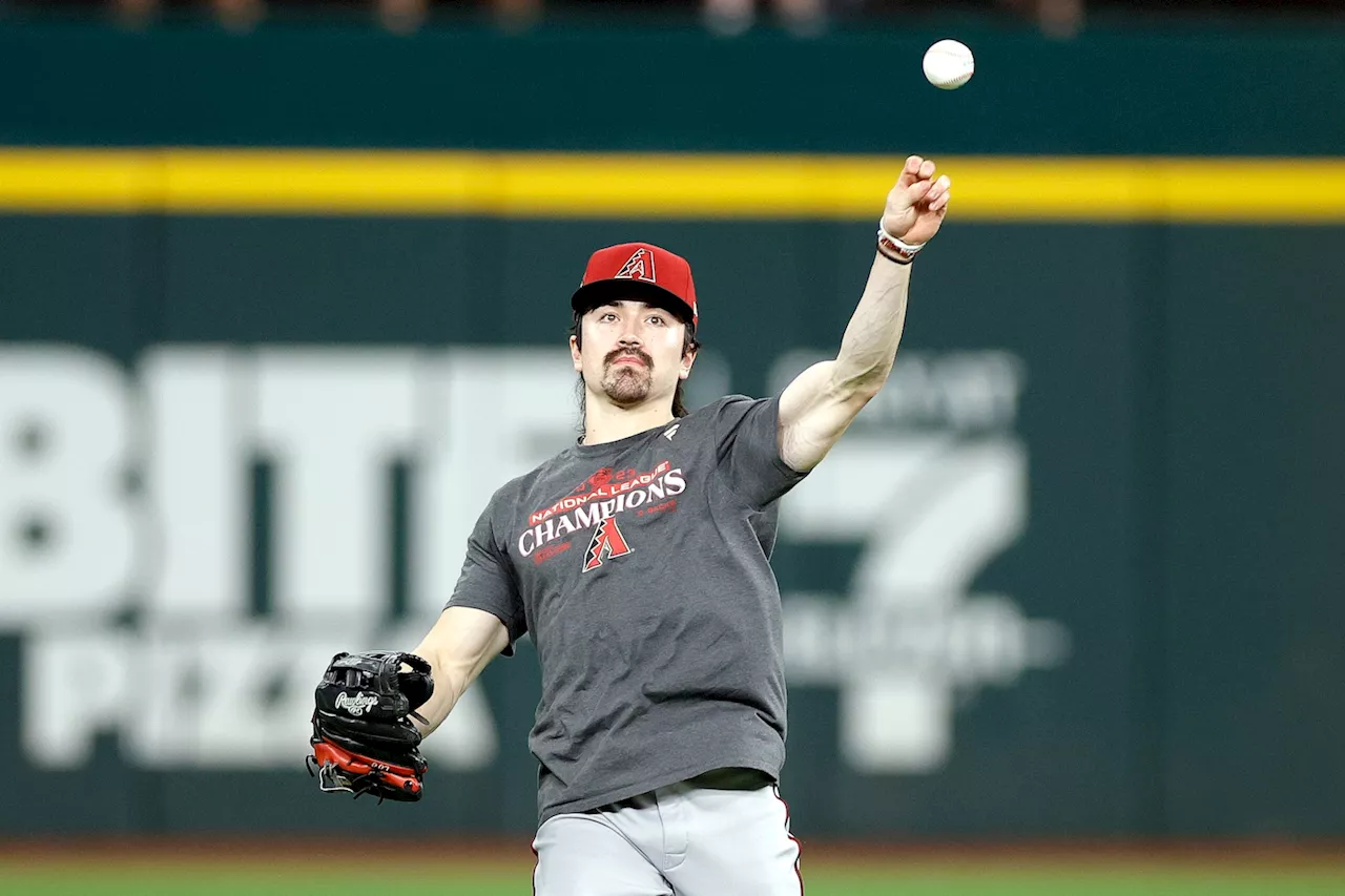 World Series live updates: After a thrilling start, Rangers face Diamondbacks in Game 2