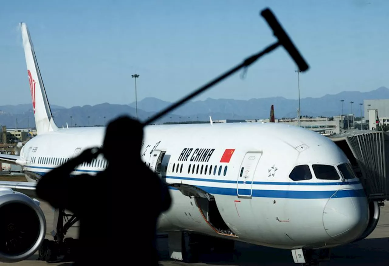 China to Increase Domestic Flights by 34% to Boost Airlines' Recovery