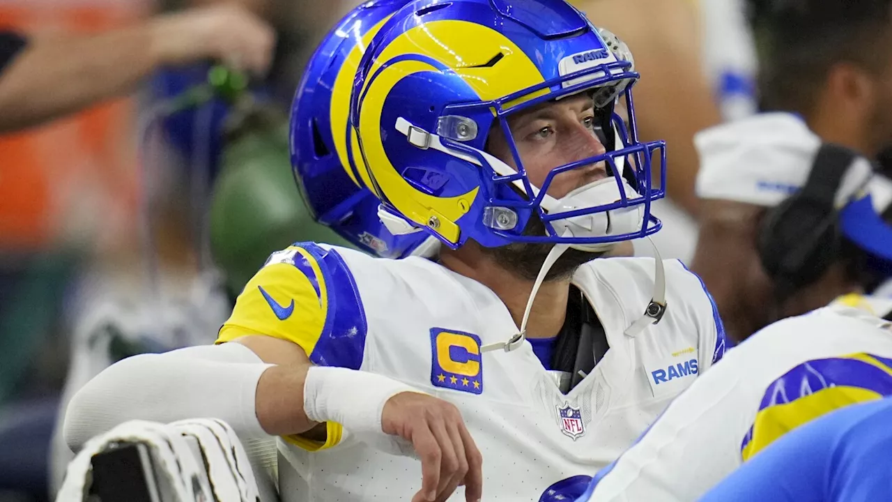 Rams QB Matthew Stafford leaves homecoming game at Cowboys with thumb injury