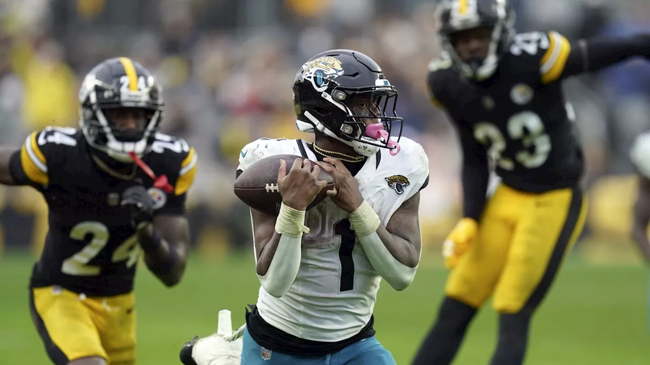 Streaking Jaguars slug their way to 20-10 win over Pittsburgh as Steelers lose QB Pickett to injury