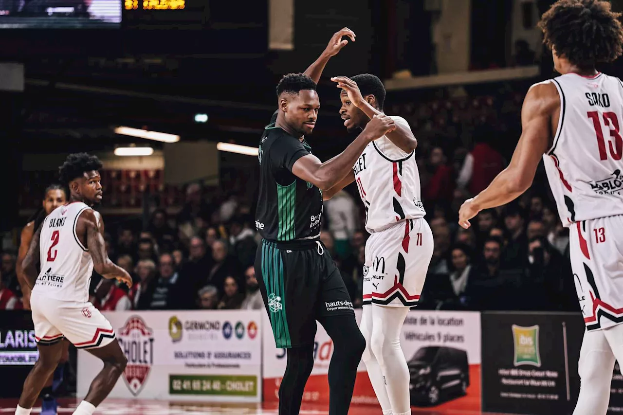 Cholet l’emporte contre Nanterre après un joli duel des frères Ayayi