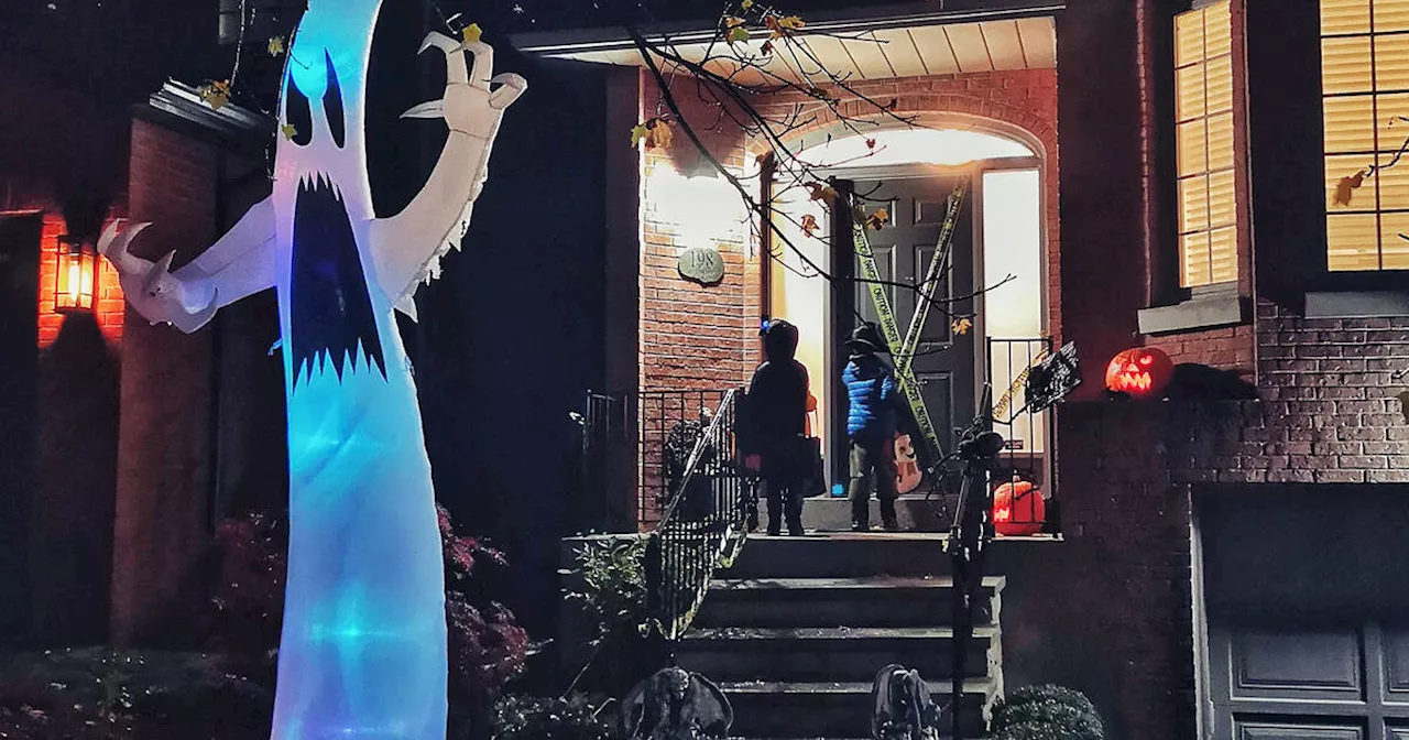 Exploring Toronto's Spooky and Enchanting Neighbourhoods for Halloween